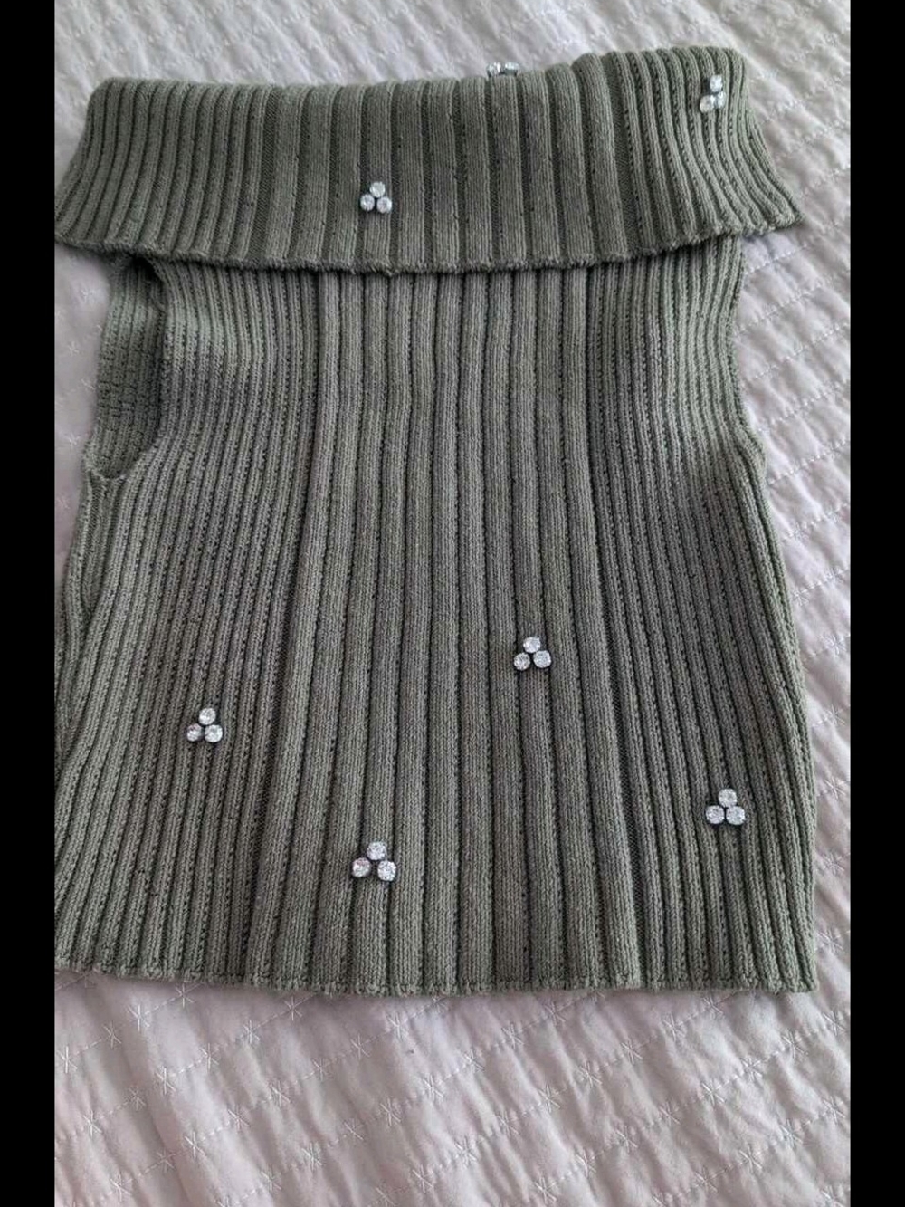 Ribbed Olive Green Pearl-Embellished Women’s Sweater